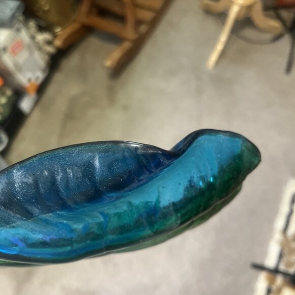 Vintage Blown Art Glass Clamshell Green Blue Bowl Dish MCM Shell Aquatic Ocean - Picture 10 of 10